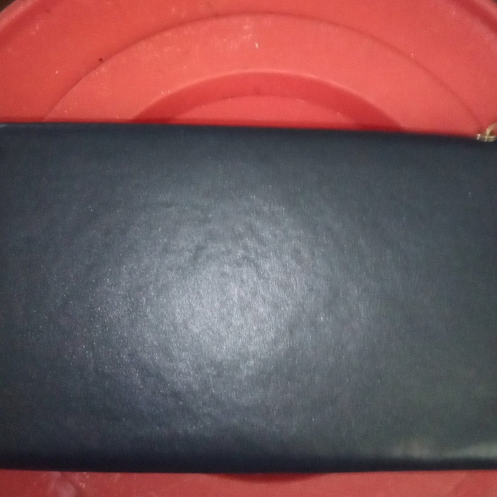 Crown Smart Pouch - Picture 3 of 3